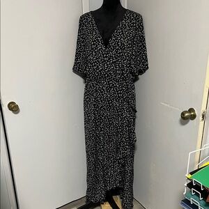 SHEIN Black and White Maxi Dress